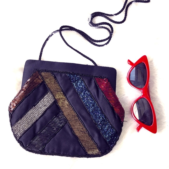 True Vintage La Regale Black Satin Beaded Handbag - Picture 2 of 8